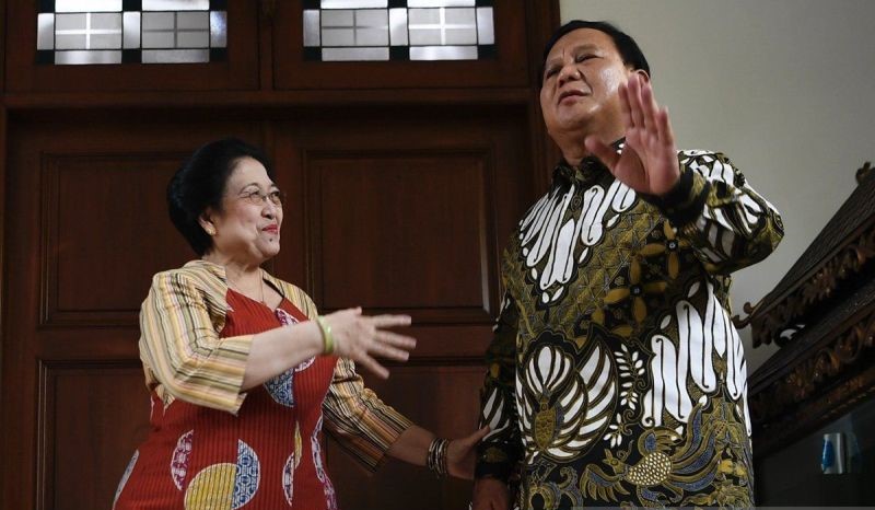 Mensesneg Sebut Prabowo Kirim Karangan Bunga untuk Ultah Megawati