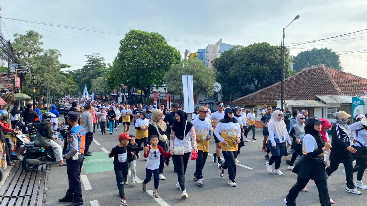 Peserta Cianjur Berlari 5K Membludak, Bupati: Bentuk Kebersamaan dan Energi Positif Warga