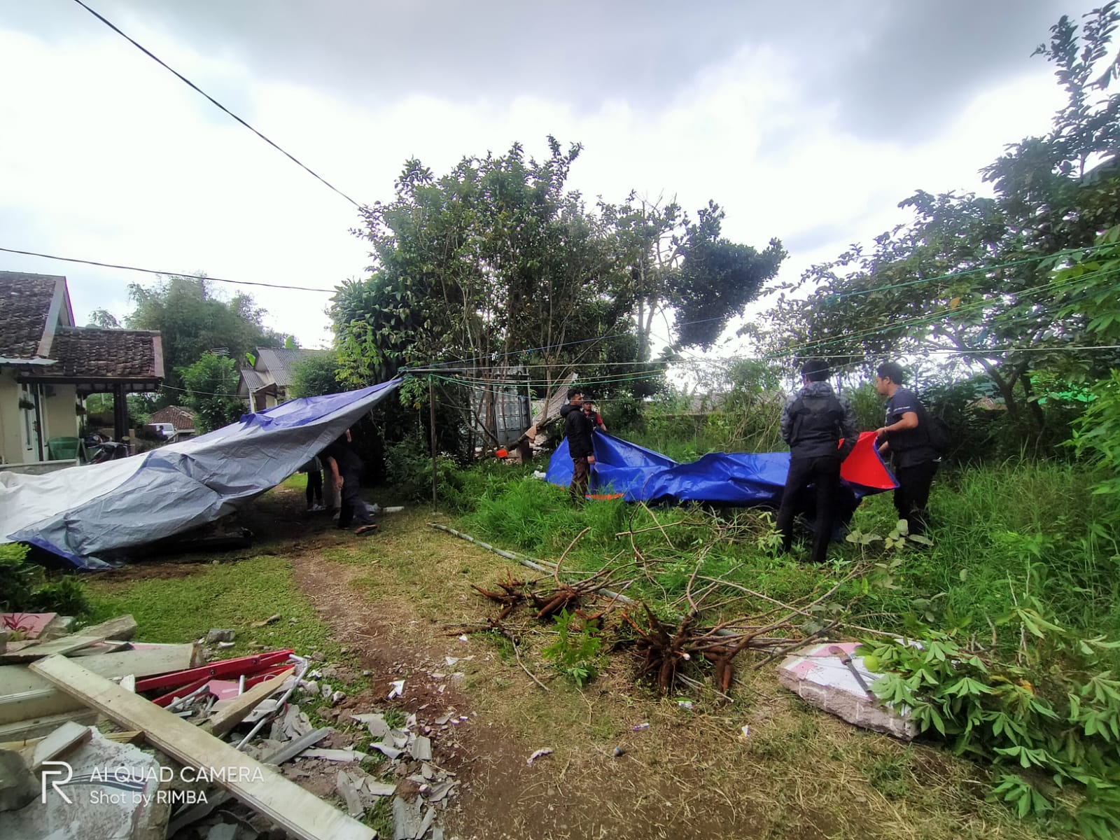 Tim RIMBA Terus Masuk ke Kampung-kampung Terdampak Gempa yang Jauh dari Pusat Kota Cianjur