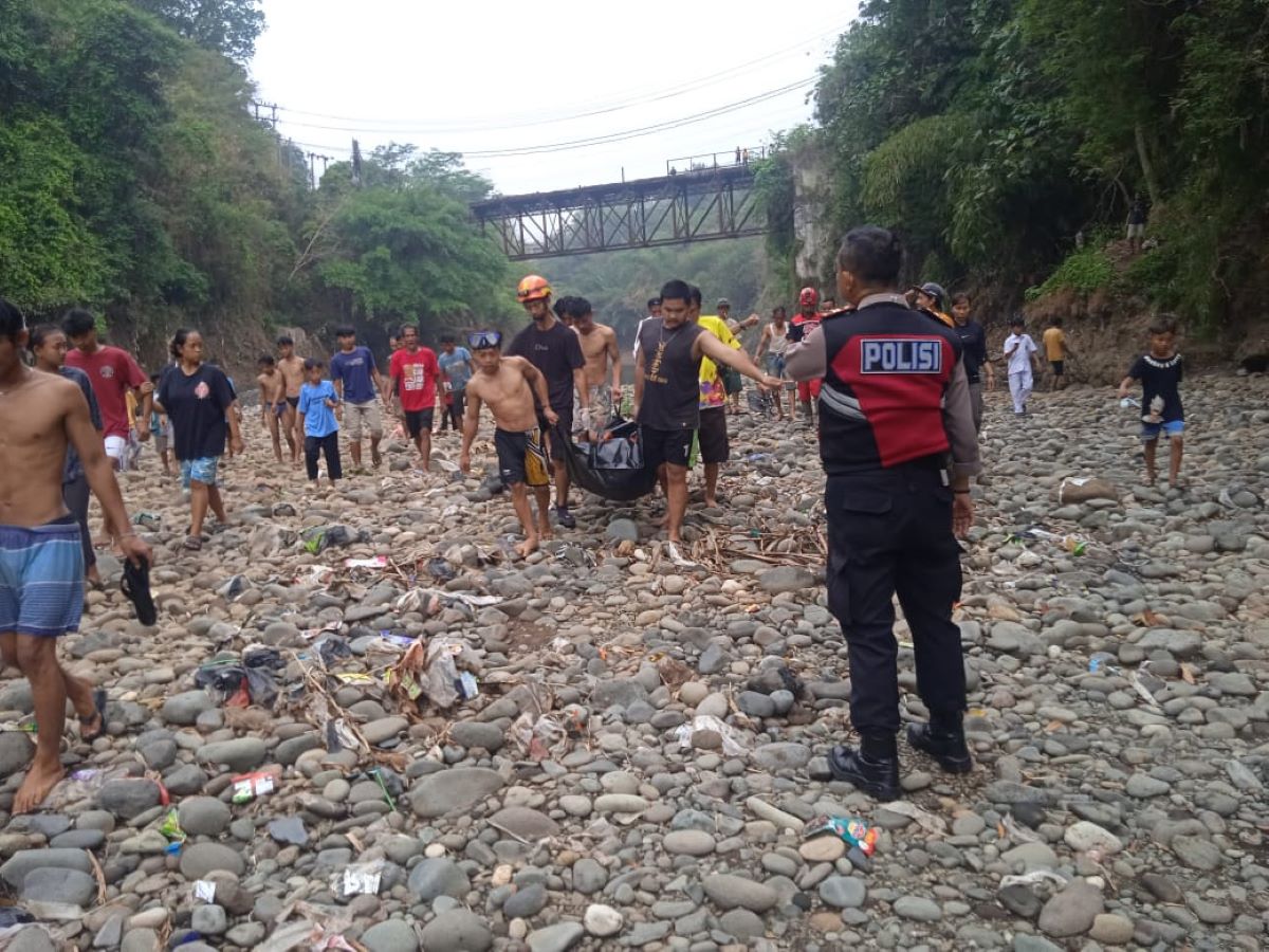 Pemancing  di Cianjur Tewas Terjatuh dari Atas Tebing Sungai Cisokan