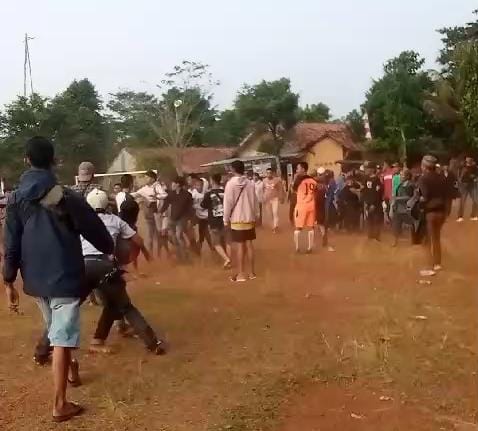 Bentrok Antar Penonton Turnamen Sepak Bola di Kecamatan Cibeber Cianjur, Satu Orang Luka Serius