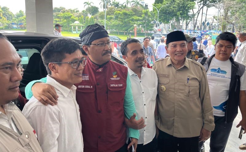 Tanggapi Isu Reshuffle, Mensos Ajak Kabinet Prabowo Tetap Satu Barisan