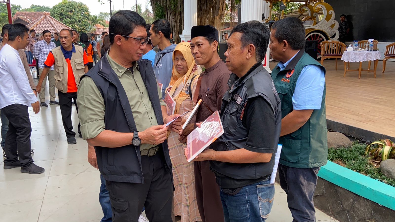 Kepala BNPB Ungkap Alasan Bantuan Stimulan Gempa Tahap IV Cianjur Baru Disalurkan 