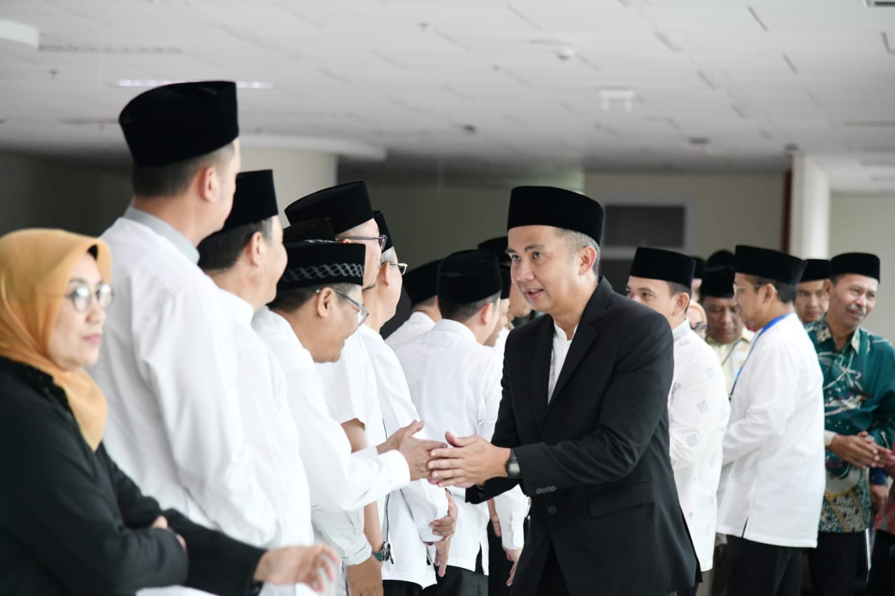 Kukuhkan BP4 Jabar, Bey Machmudin:  Keluarga Harmonis Berkontribusi Besar terhadap Kesejahteraan Masyarakat 