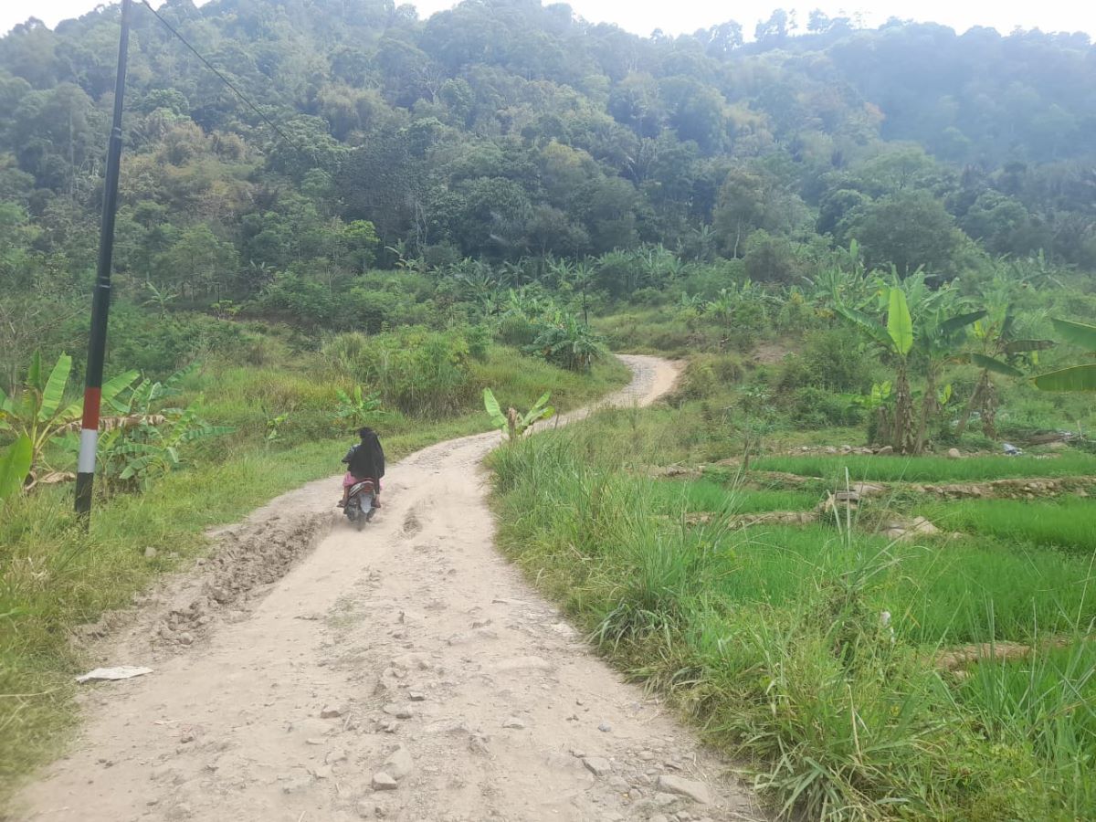 Tuntutan Warga, Desa Rawabelut Fokus Bangun Infrastruktur Jalan