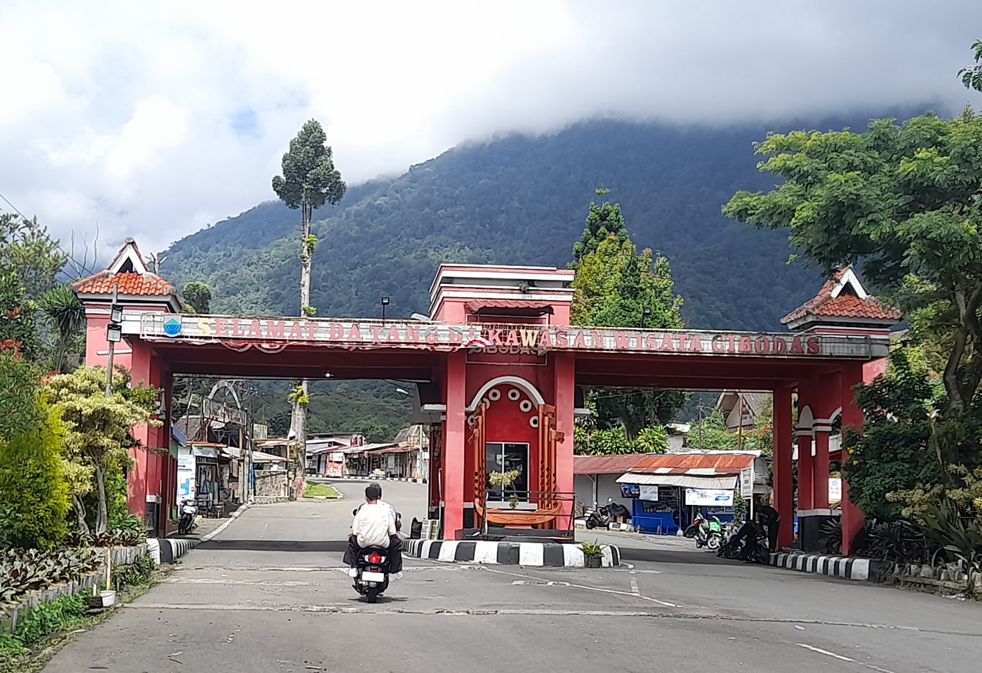 Pemkab Cianjur Ambil Alih Pengelolaan Retribusi KWC, Ini Kata Kades Cimacan