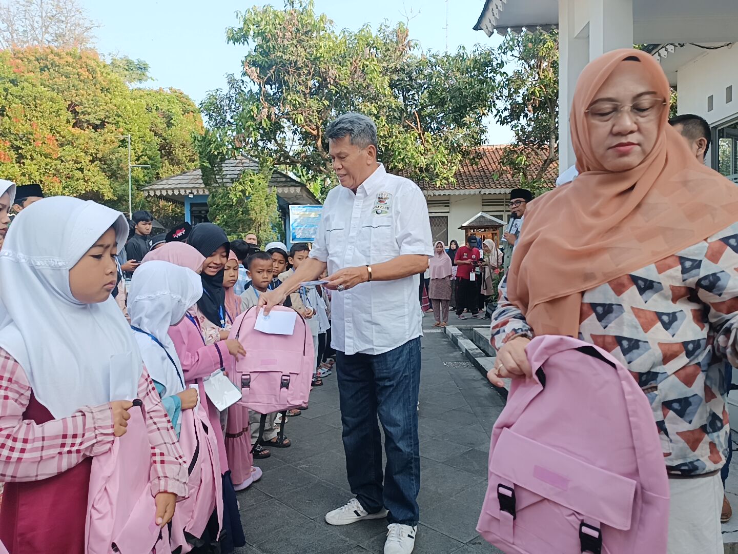 Perumdam Tirta Mukti Cianjur Santuni Anak Yatim Piatu di Momen Muharram 1447 Hijriah