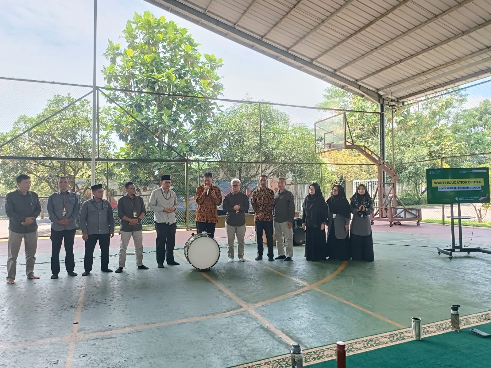 Sekolah Islam Cendekia Cianjur Luncurkan Program Waste Education Center