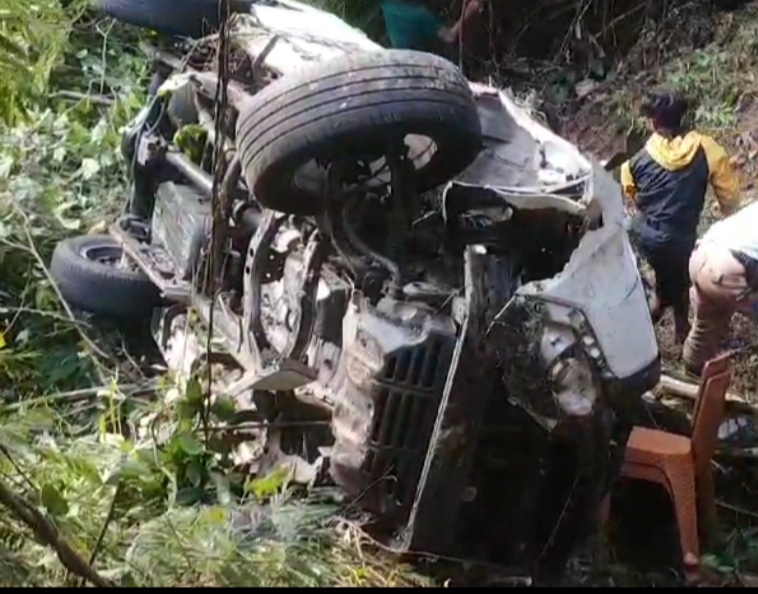 Pajero Masuk Jurang di Kecamatan Cibinong Cianjur, Pengemudi Meninggal Dunia 