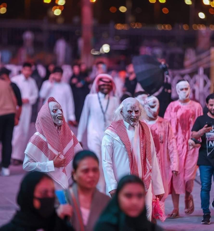 Heboh! Warga Arab Turut Rayakan Pesta Halloween, Kiamat Sudah Dekat? 