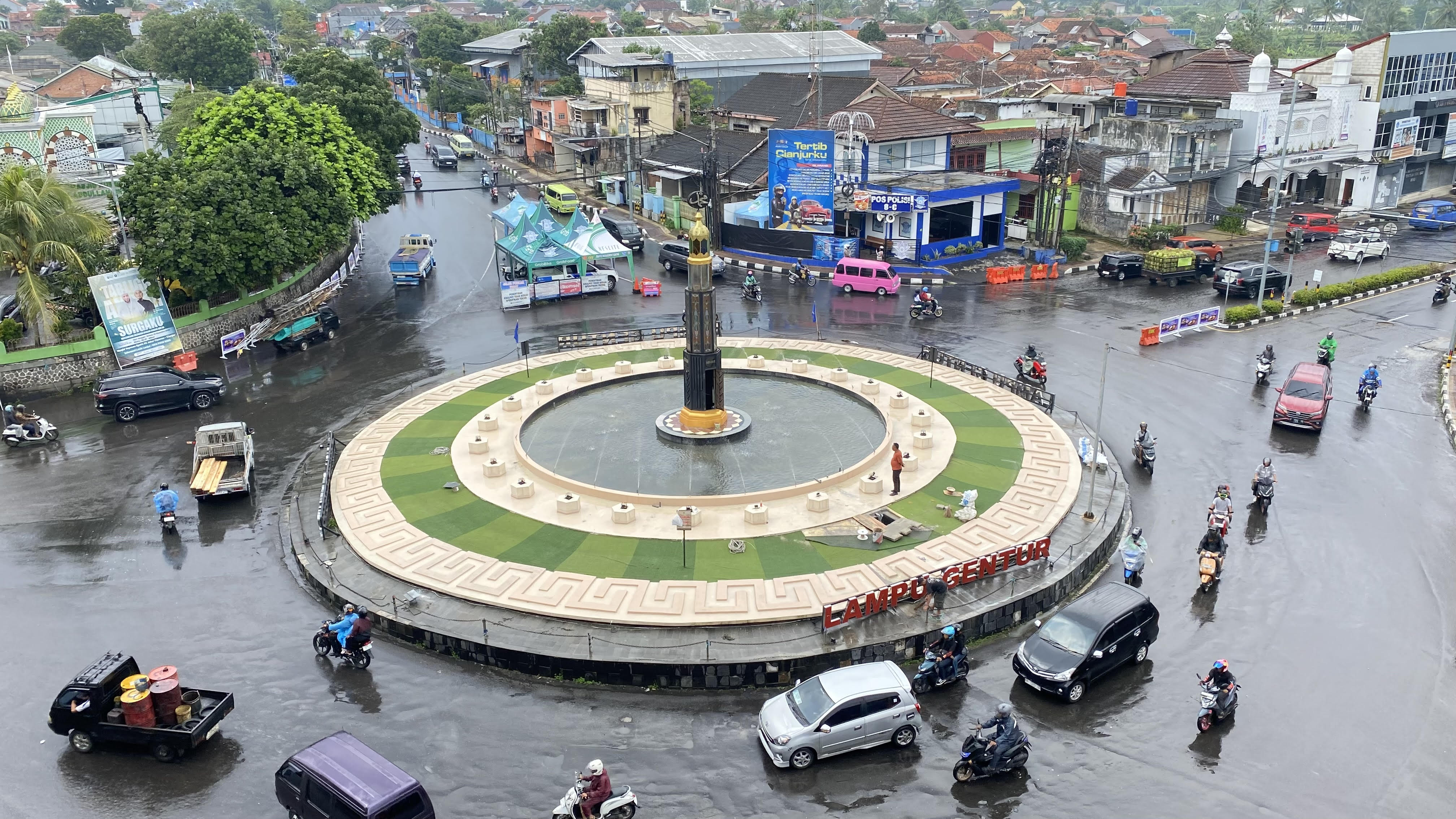 Wajah Baru Tugu Lampu Gentur Cianjur, Lebih Estetik  dan Menawan