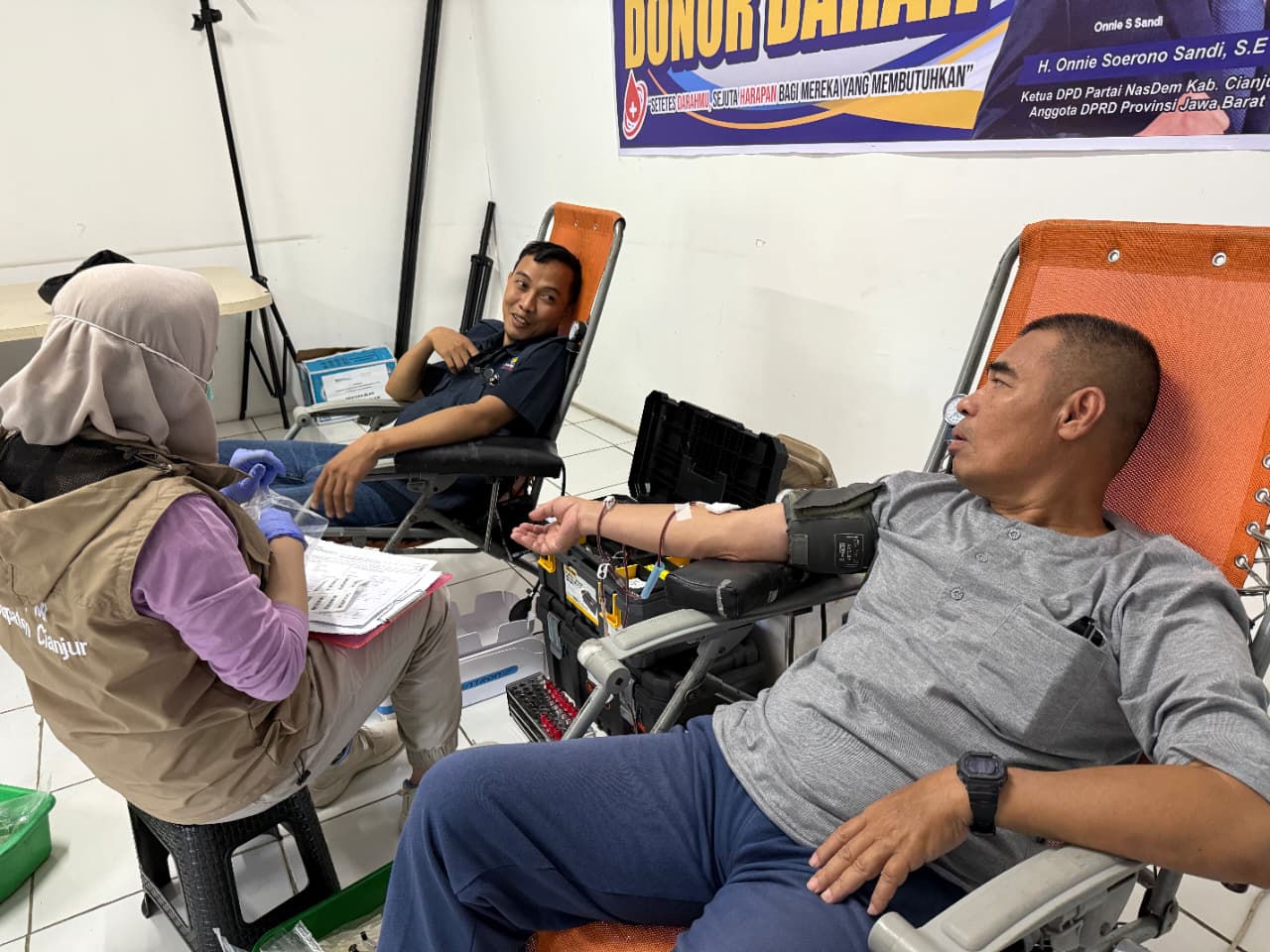 Sambut HUT ke-14, DPD NasDem Cianjur Gelar Donor Darah dan Cek Kesehatan Gratis