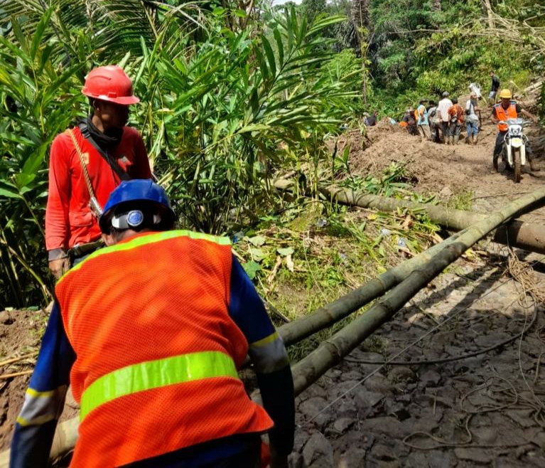 Kerja Keras, PLN Percepat Pemulihan Kelistrikan Pasca Bencana Longsor di Cidaun Cianjur