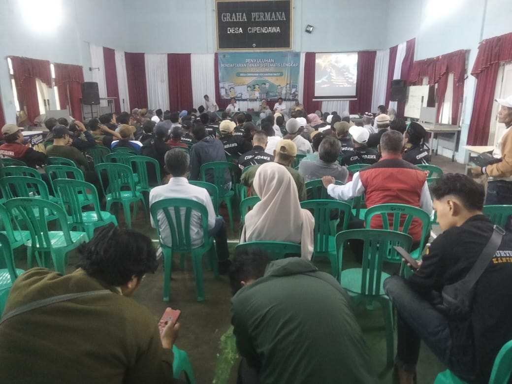 Ratusan Warga Desa Cipendawa Cianjur Hadiri Penyuluhan PTSL