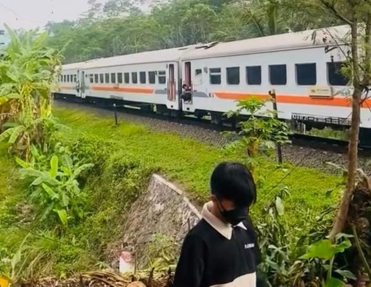 Video KA Siliwangi Mogok Viral di Medsos, Humas Daop 2 Bandung Minta Maaf