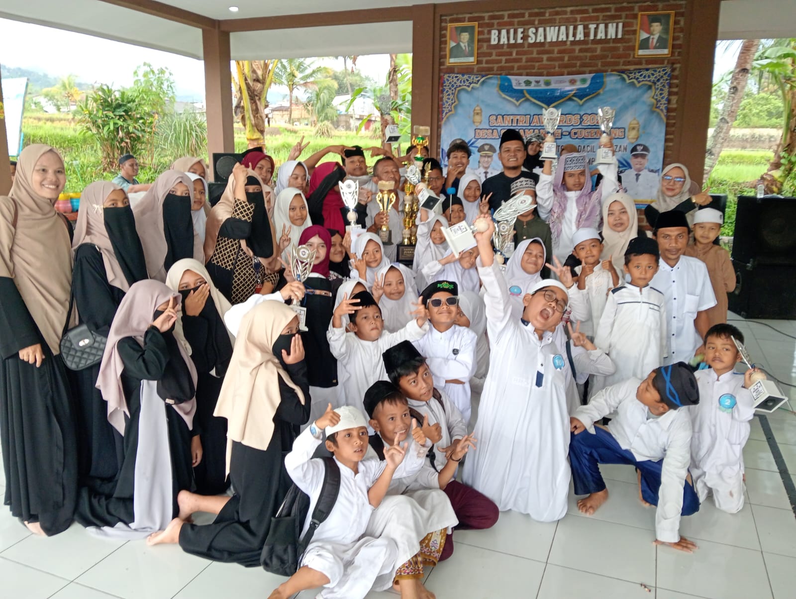 Kampung Legok Raih Juara Umum ‘Santri Award 2025’ untuk Ketiga Kalinya 