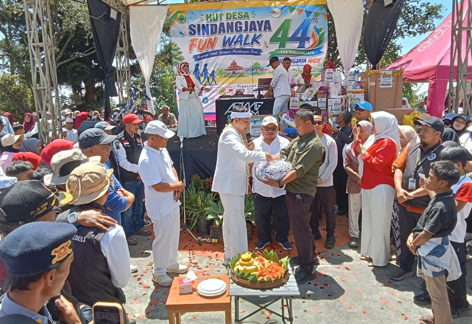 Bupati Cianjur Ajak Warga Sindangjaya Jaga Alam, Budaya, dan Sejarah