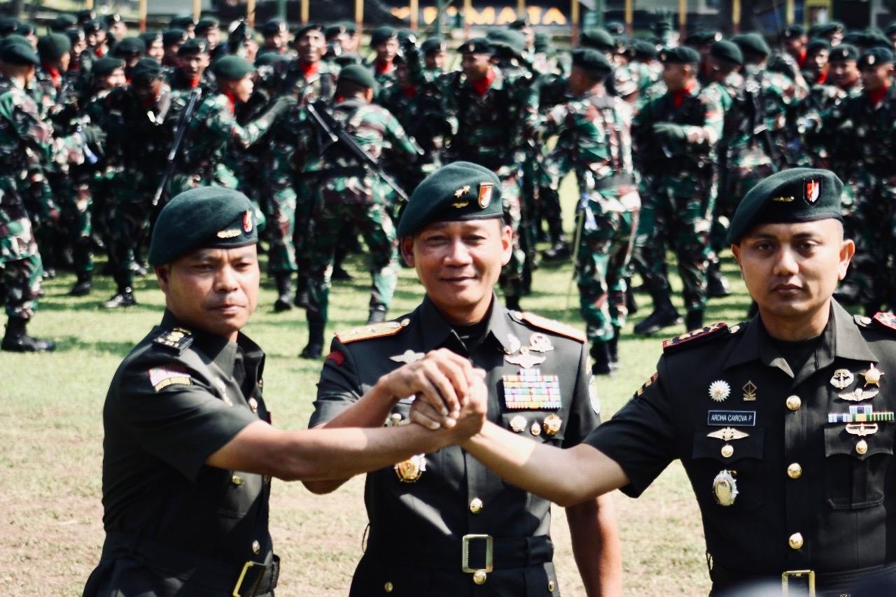 Yonif 300/Brajawijaya Laksanakan Serah Terima Jabatan Komandan Batalyon