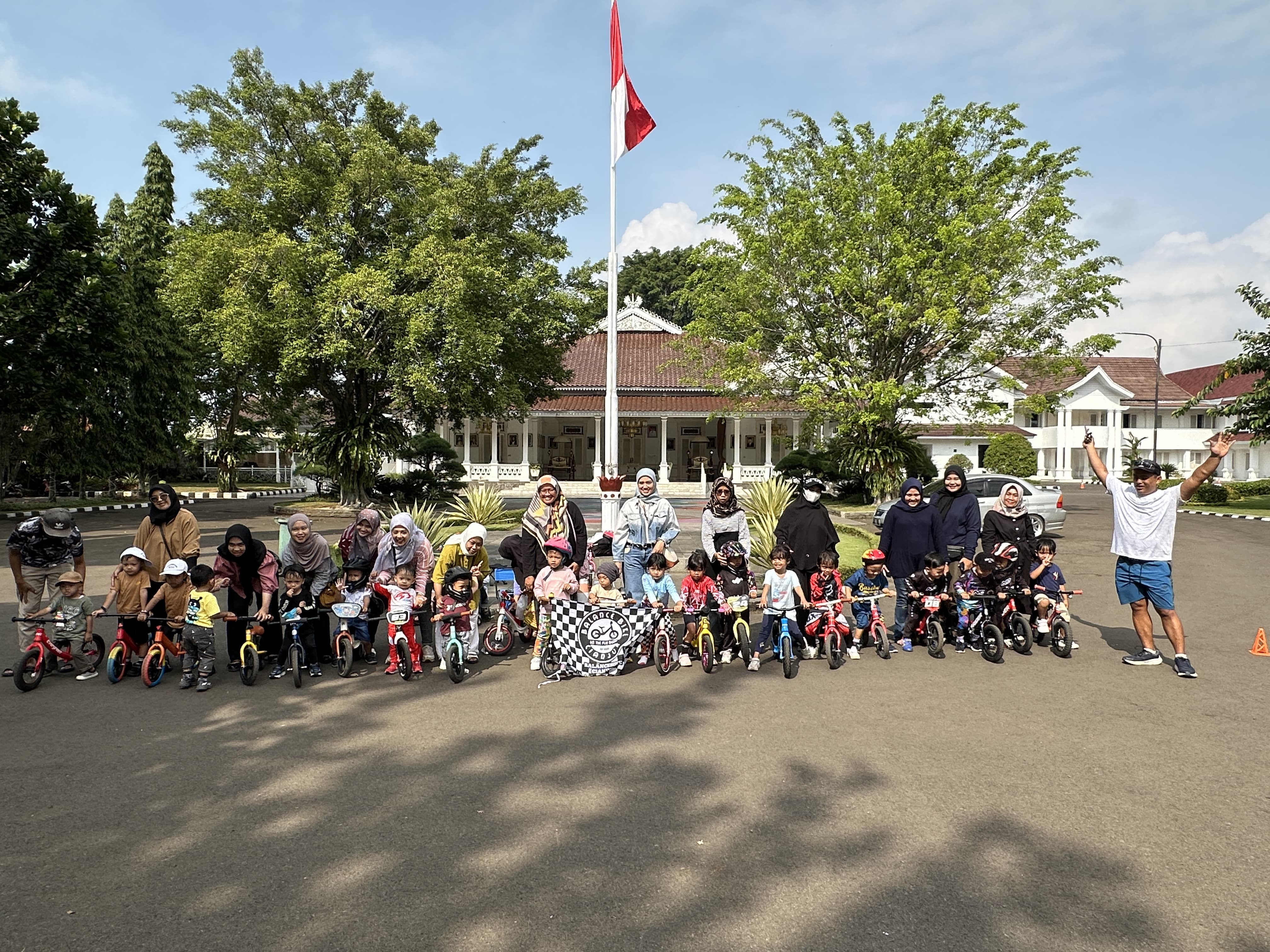 Balance Bike Cianjur Komunitas Menyenangkan untuk Melatih Motorik dan Sosial Anak