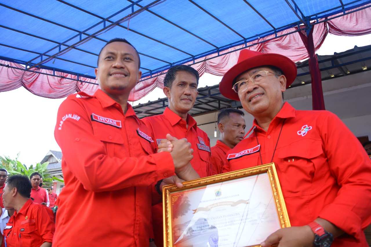 Lunas PBB P2 100 Persen, 19 Desa Terima Piagam Penghargaan dari Pemkab Cianjur