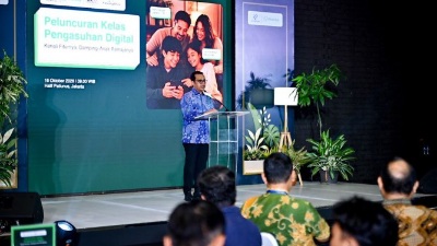 Wamen Nezar Patria Ingatkan Risiko Anak Terlalu Bergantung pada AI