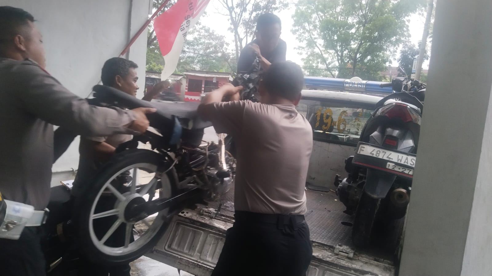 Dua Motor Adu Banteng di Jalan Baru Cianjur-Jonggol, Satu Orang Meninggal Dunia