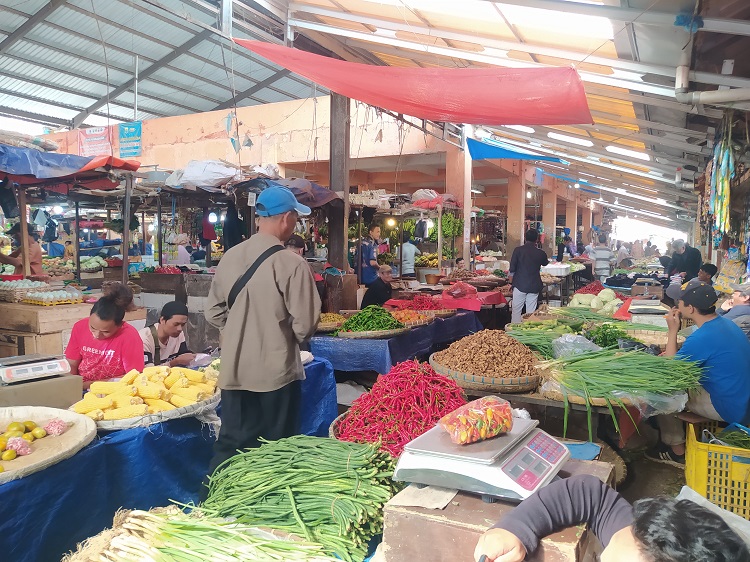 Harga Daging Ayam Capai Rp35 Ribu Per Kilogram di Pasar Cipanas Cianjur