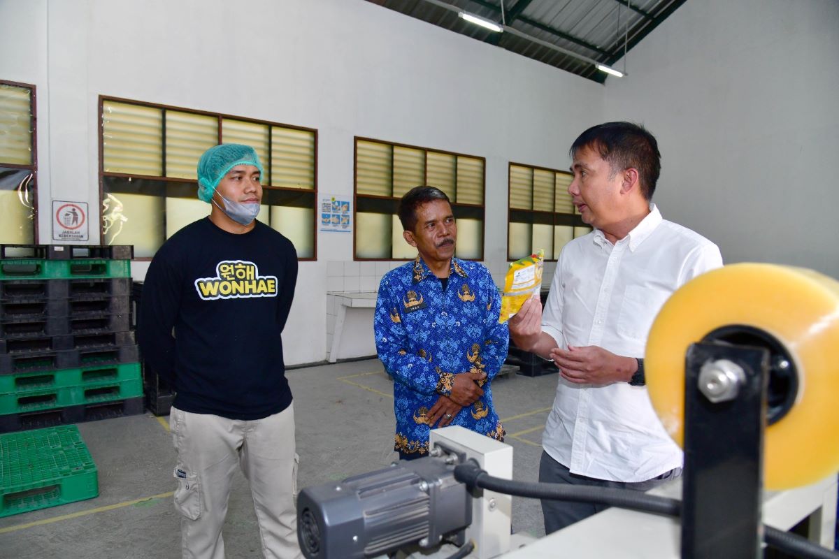 Bey Machmudin Apresiasi SMKN 1 Cibadak, Teaching Factory untuk Link and Match Terus Berjalan