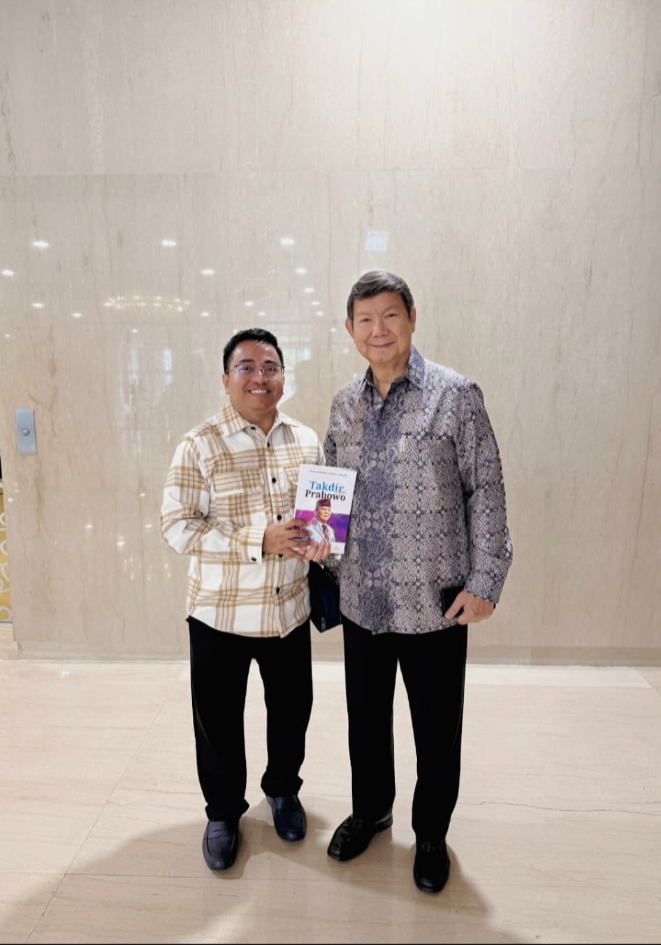 Aktivis Muda KAHMI Hendriyanto Attan Dianugerahi Gelar Kanjeng Raden Haryo dari Keraton Surakarta