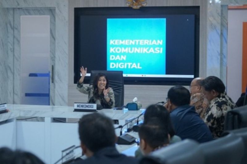 Menkomdigi Harap Tayangan TV Mendidik Lebih Diperbanyak