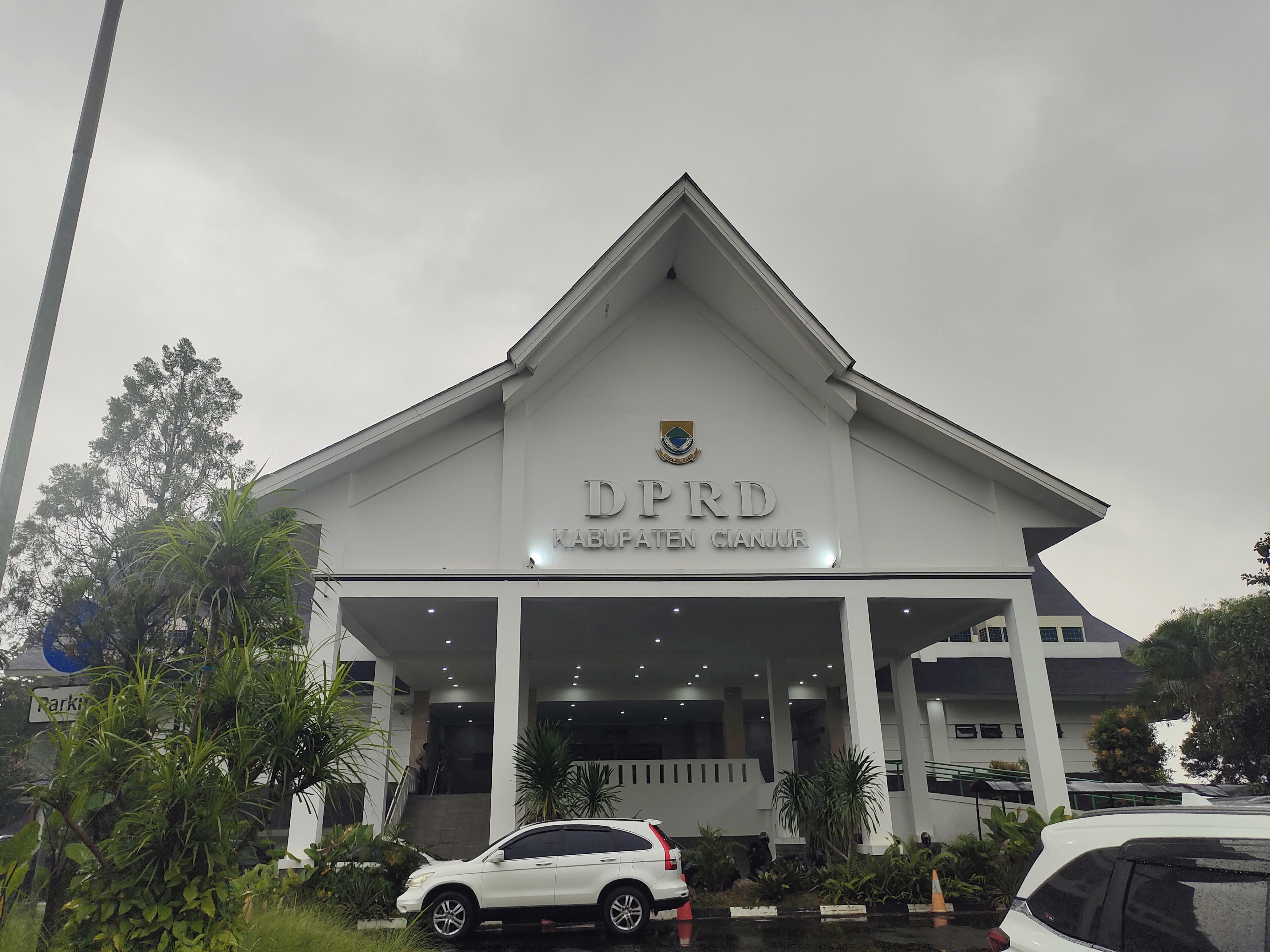 Dewan Cianjur Tegaskan Pentingnya Kelengkapan Izin Pengelolaan Parkir 