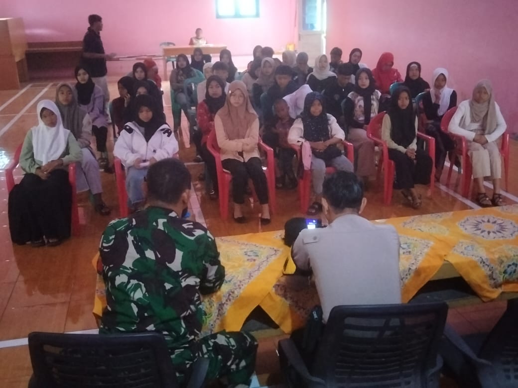 Pemdes Cikanyere Cianjur Gelar Penyuluhan Bahaya Narkoba