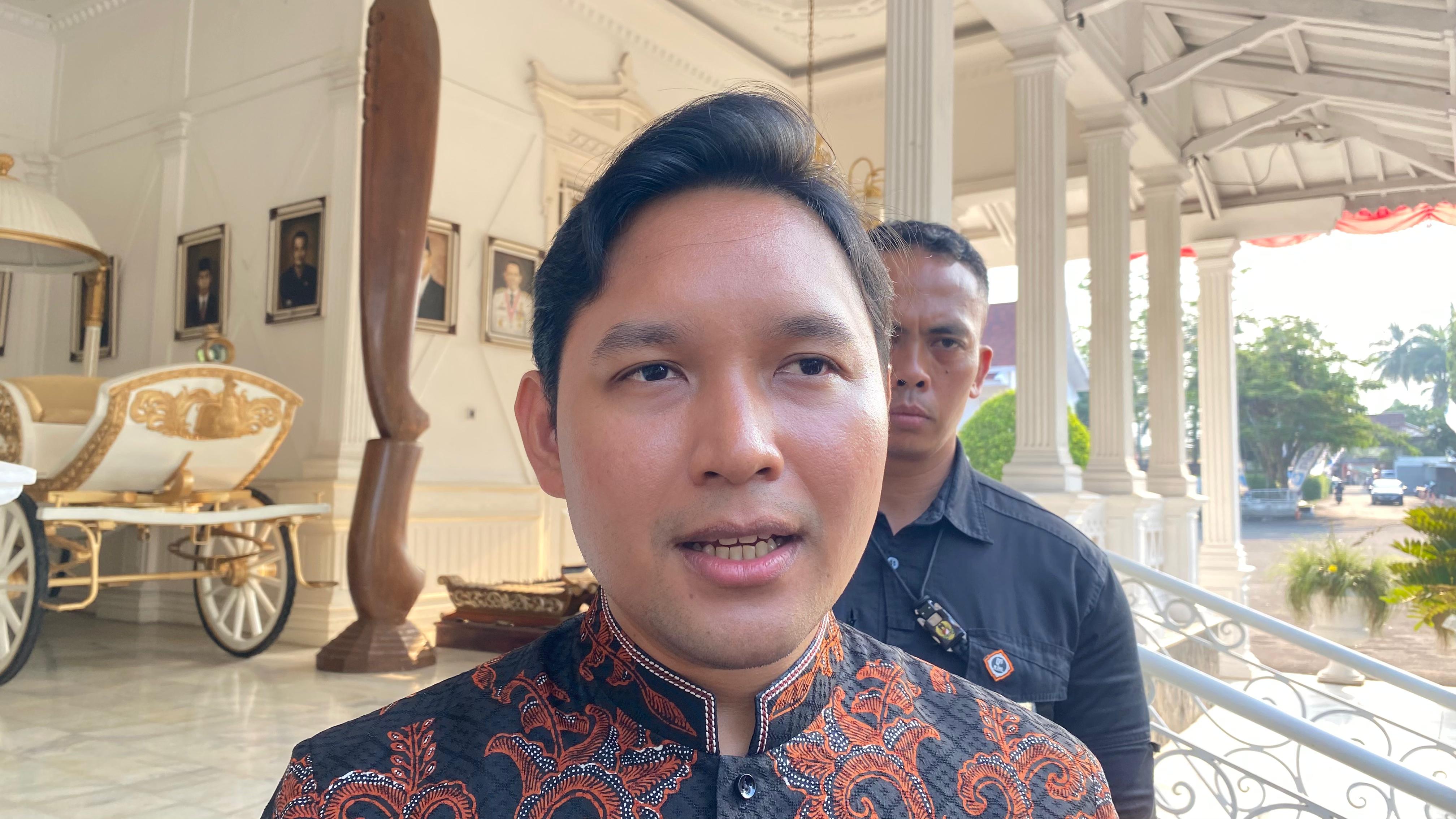 Pemkab Cianjur - Crown Textile Kolaborasi Sediakan Kain Kafan Bagi Warga Pelosok