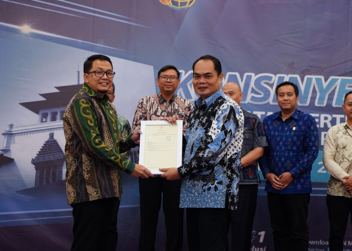 PLN UIP JBT Berhasil Raih 90 Sertifikat Hak Atas Tanah di Jawa Barat