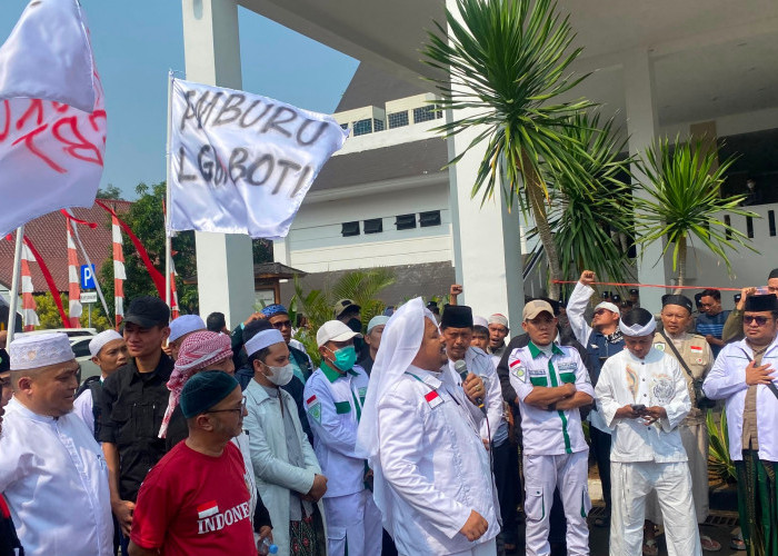 Aliansi Ormas Islam Geruduk DPRD: Cianjur Kota Santri Bukan LGBT 