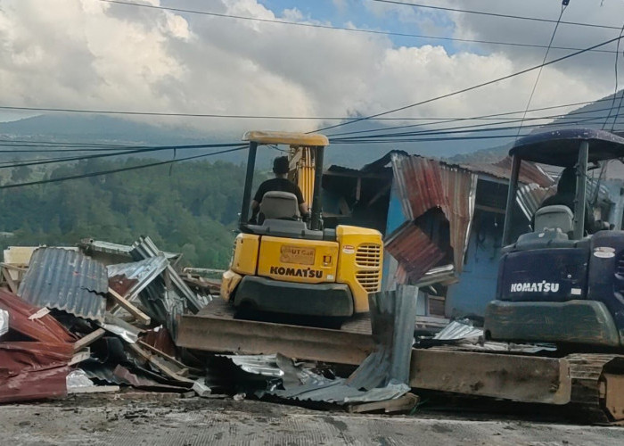 Ketegangan Warnai Penertiban Kios di Puncak, Pedagang Dijanjikan Konpensasi