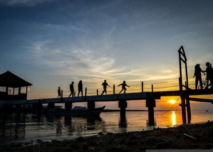 Ribuan Wisatawan Kunjungi Kepulauan Seribu Saat Libur Panjang