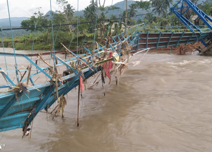Viral Jembatan Besi di Tanggeung Cianjur Hampir Putus di Media Sosial, Begini Kondisinya  