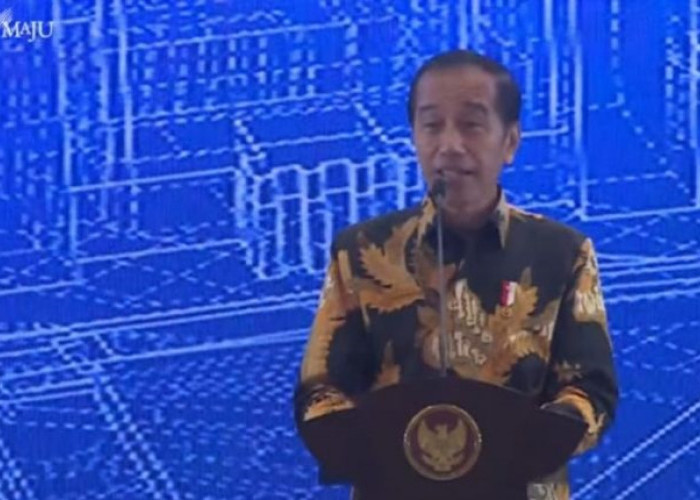 Jokowi Tekankan Kepala Daerah Jangan Sampai Anggaran Dipakai Rapat dan Studi Banding Kebanyakan