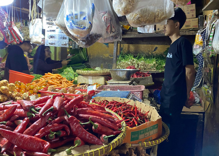 Jelang Lebaran, Harga Cabai di Pasar Muka Cianjur Melonjak