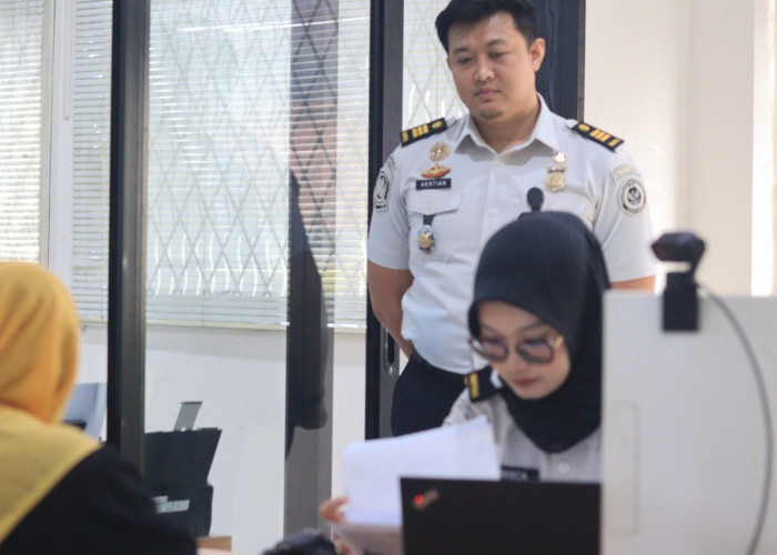 Dukung Persiapan Haji 1448 H, Imigrasi Cianjur Buka Layanan Khusus Paspor bagi Calon Jemaah Haji