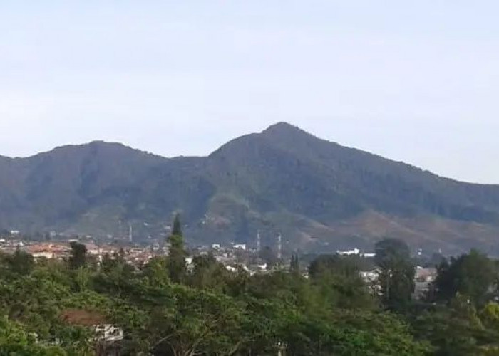 Pendakian Gunung Gede Pangrango Ditutup Sementara Saat Iduladha