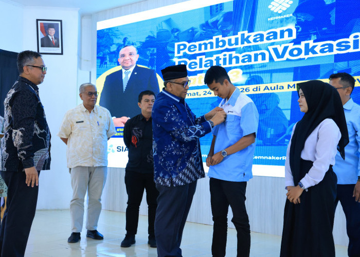 Wamenaker Sebut PVN Siapkan SDM Sesuai Kebutuhan Dunia Usaha dan Industri