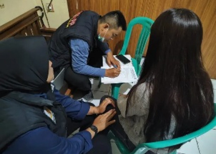 Operasi Prostitusi Online, Satpol PP Cianjur Jaring 8 Perempuan