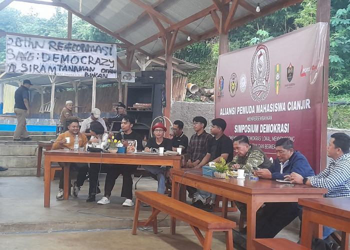 Isu Pendidikan dan Dugaan Intervensi Politik Mengemuka dalam Simposium Demokrasi Cianjur