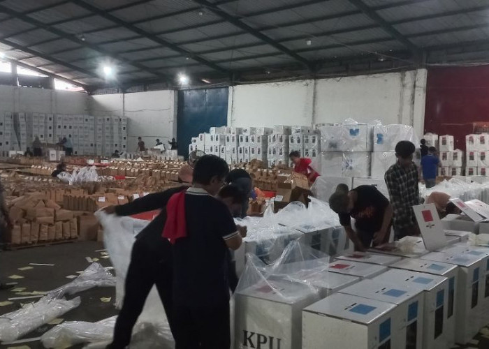 KPU Cianjur Matangkan Tahapan Distribusi Logistik Saat Cuaca Ekstrem