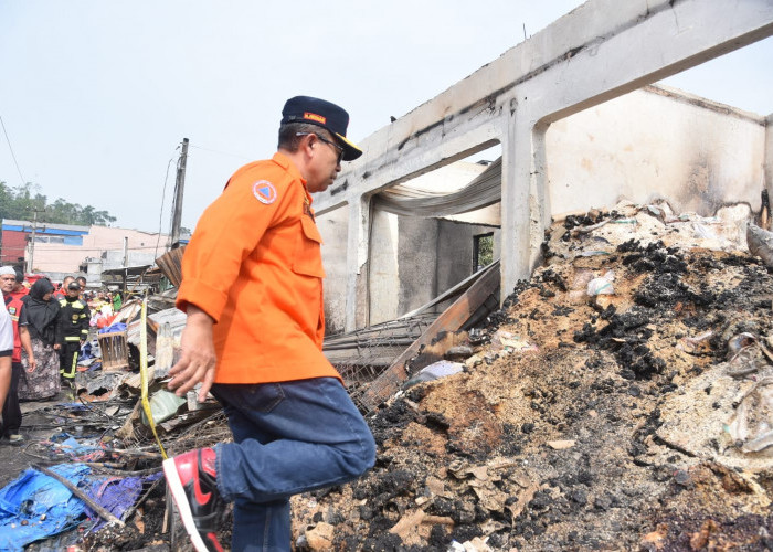 Pasca Kebakaran, Bupati Cianjur Sebut Pedagang akan Dipindahkan ke Komplek Pasar Sukanagara yang Baru 