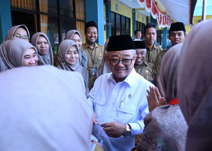 TPG Cair Bulanan, Guru Lebih Sejahtera dan Membantu Murid