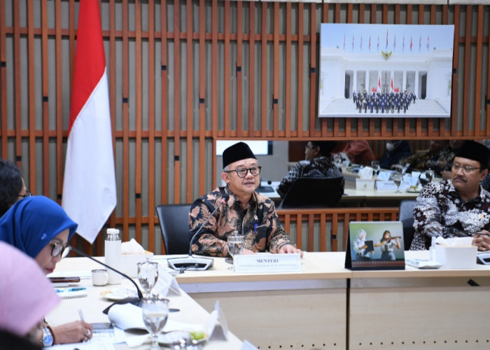 Mendikdasmen: Sekolah Rakyat Beri Manfaat Besar pada Peserta Didik