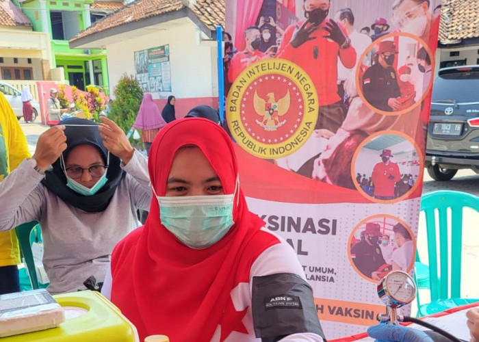 BIN RI Gelar Vaksinasi Covid-19 di Enam Desa Kecamatan Karangtengah Cianjur